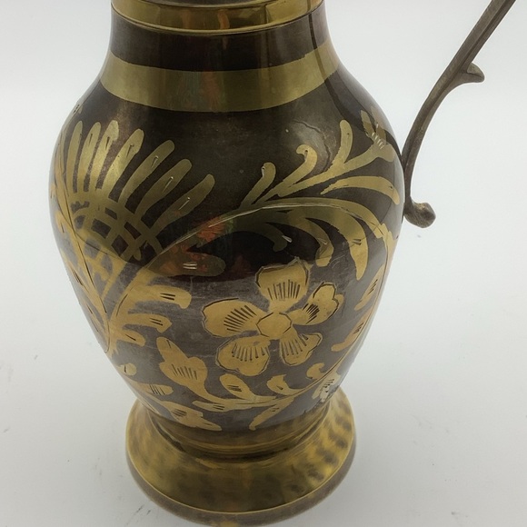 Renco India Etched Flower Brass Vase/Pitcher - Picture 2 of 11